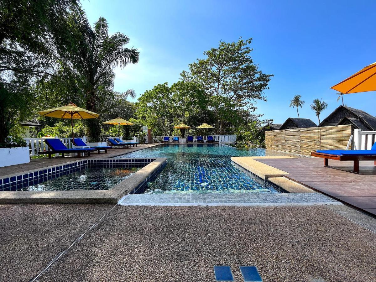 Treeya Lanta Hotel เกาะลันตา ภายนอก รูปภาพ